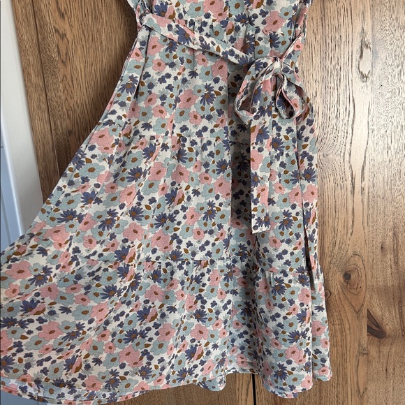 Floral Ruffle Mini Dress - Picture 3 of 5